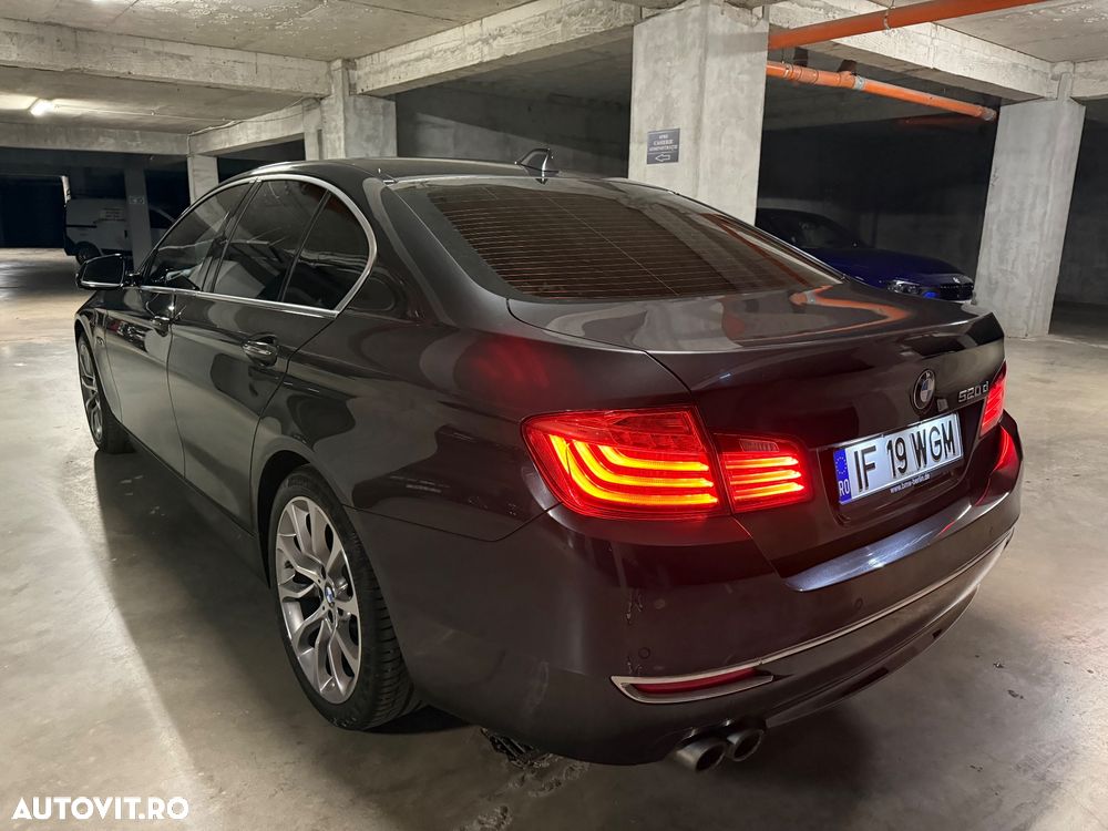 BMW Seria 5 520d Aut. Luxury Line - 4