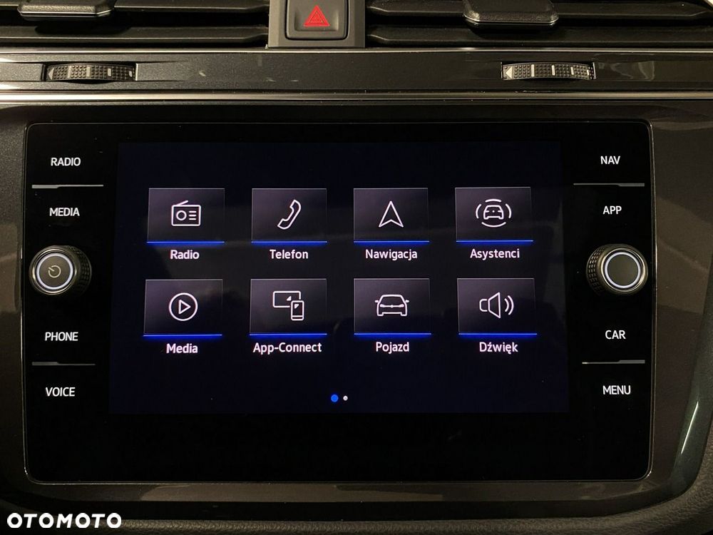 Volkswagen Tiguan - 30