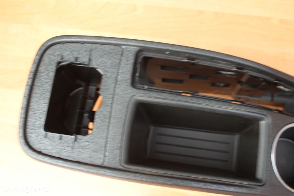 TUNEL ŚRODKOWY SCHOWEK OPEL ZAFIRA C EUROPA MANUALNY RĘCZNY - 3