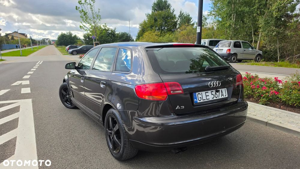 Audi A3 Sportback 2.0 TDI Ambiente S tronic - 3
