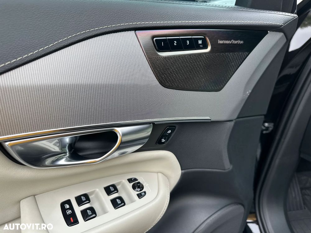 Volvo XC 90 - 15