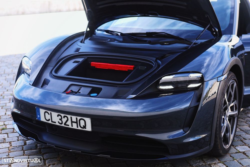 Porsche Taycan 4S Bateria Performance Plus - 18