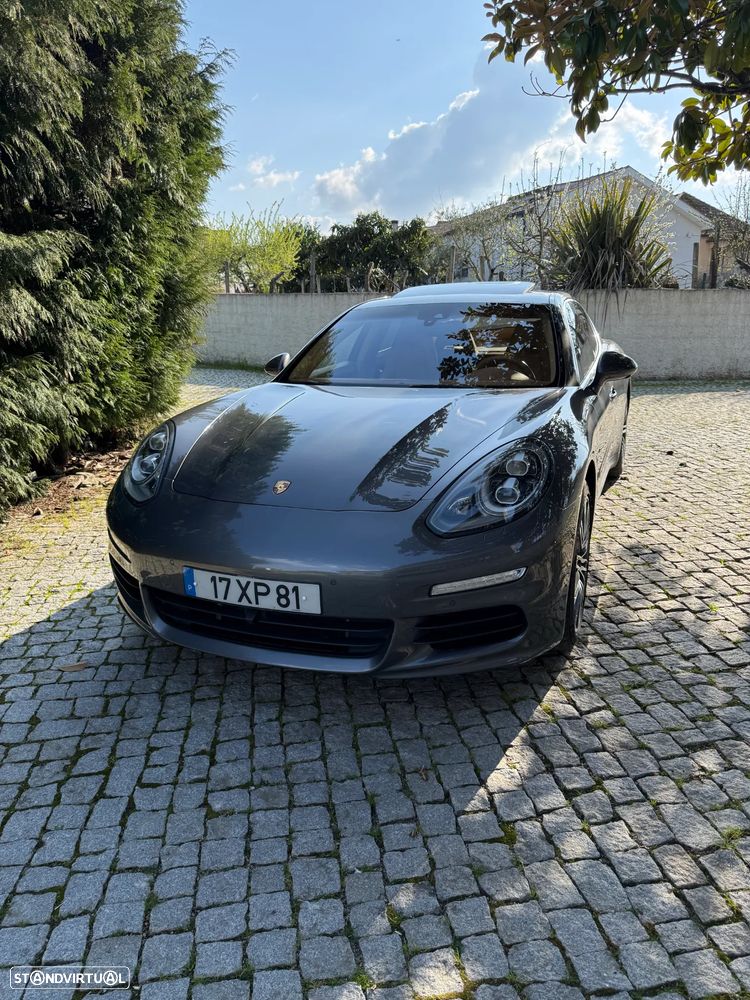 Porsche Panamera S E-Hybrid - 1