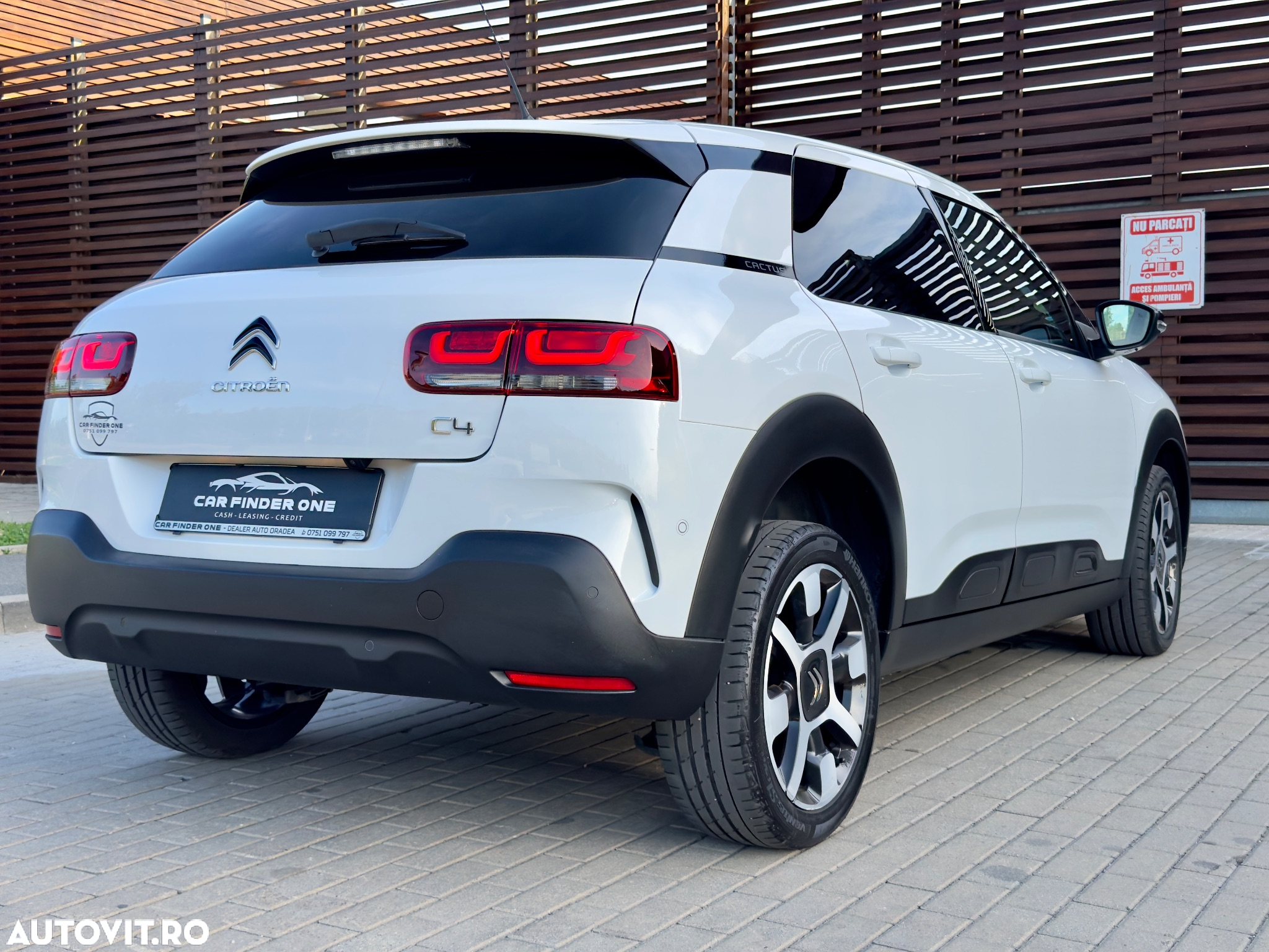 Citroën C4 Cactus BlueHDi 120 Stop&Start EAT6 Shine - 5