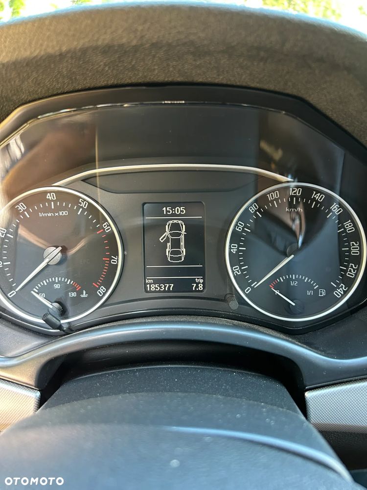 Skoda Octavia 1.8 T FSI Ambiente - 9