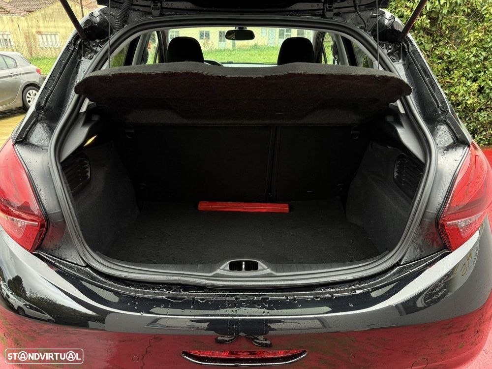 Peugeot 208 1.6 BlueHDi Allure - 16