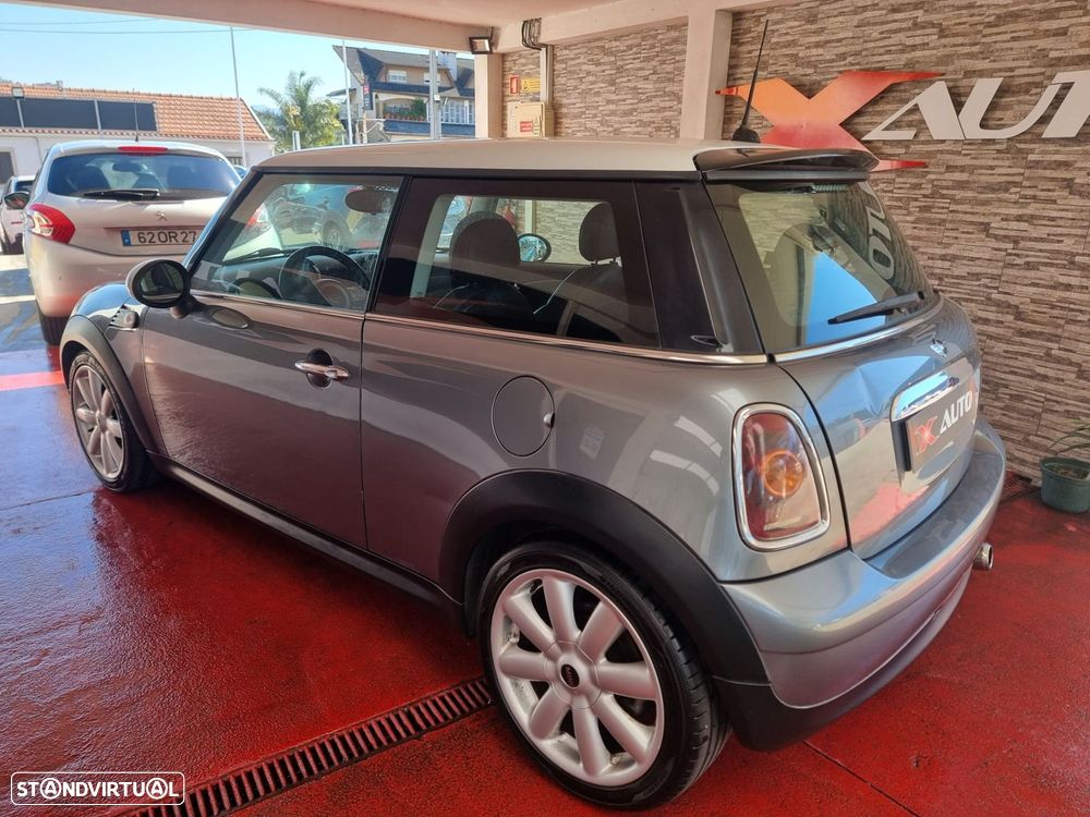 MINI 3 Portas Cooper D - 4