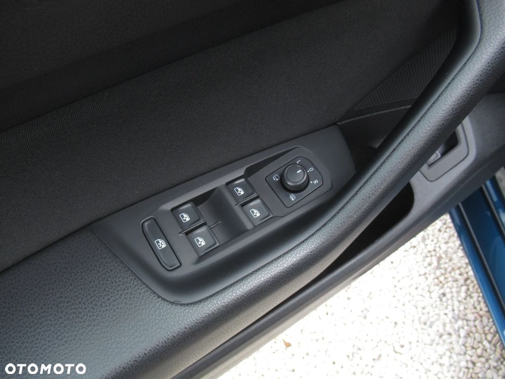 Volkswagen Passat 2.0 TDI EVO Business - 37