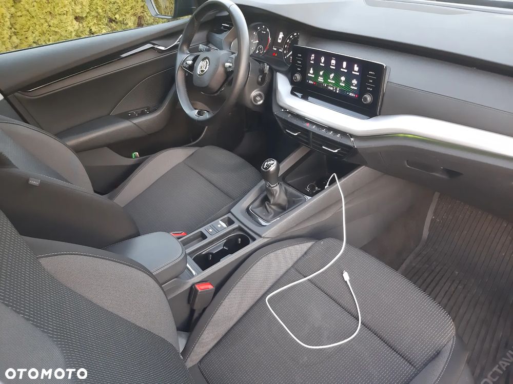 Skoda Octavia 1.5 TSI ACT Ambition - 10