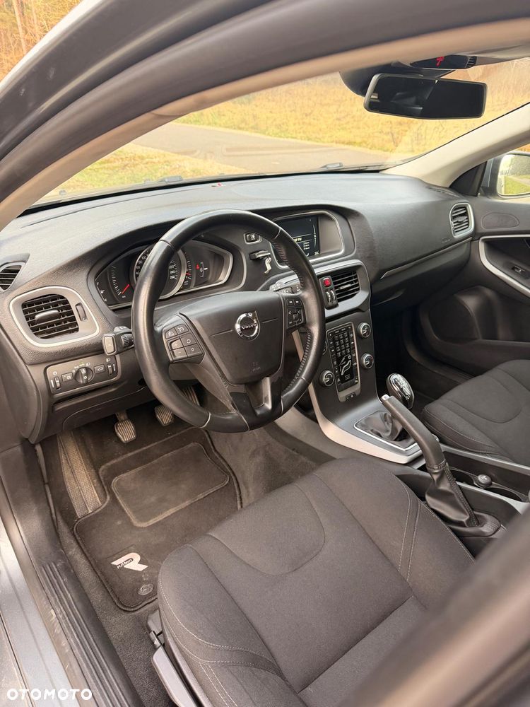 Volvo V40 D2 Drive-E Base - 6