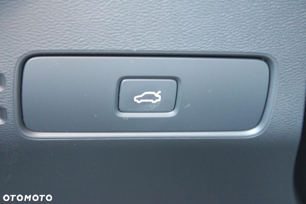 Volvo XC 40 - 18