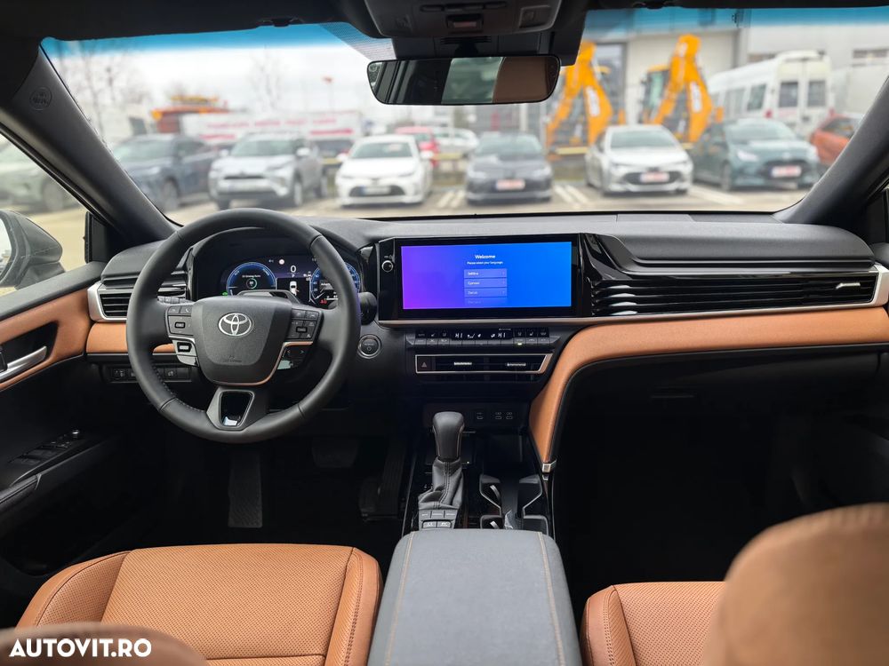 Toyota Camry 2.5 Exclusive - 17