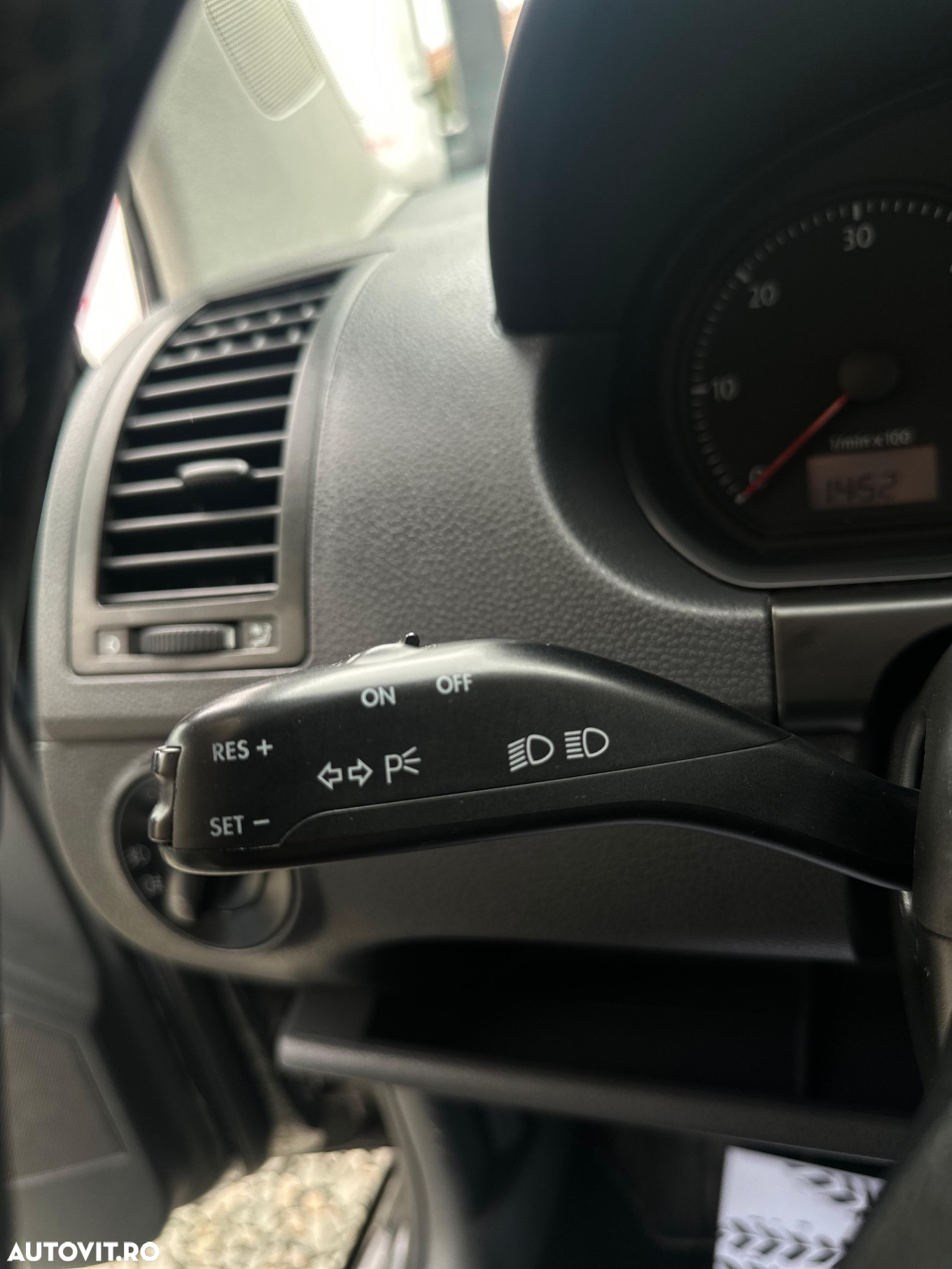 Volkswagen Polo - 13