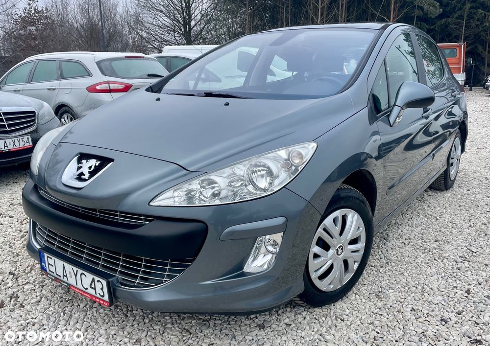 Peugeot 308 - 1