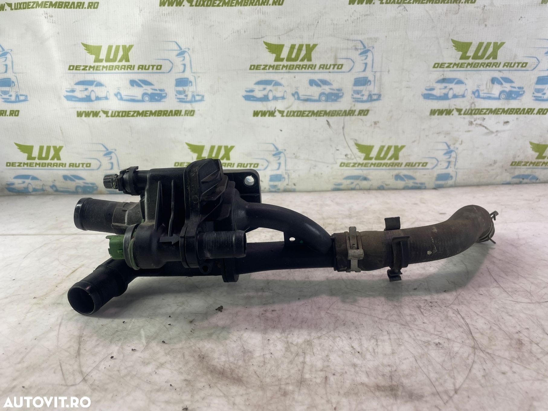 Carcasa termostat 9670253780 1.6 d D4162T Volvo V40 2 [2012 - 2016] 1 - 1