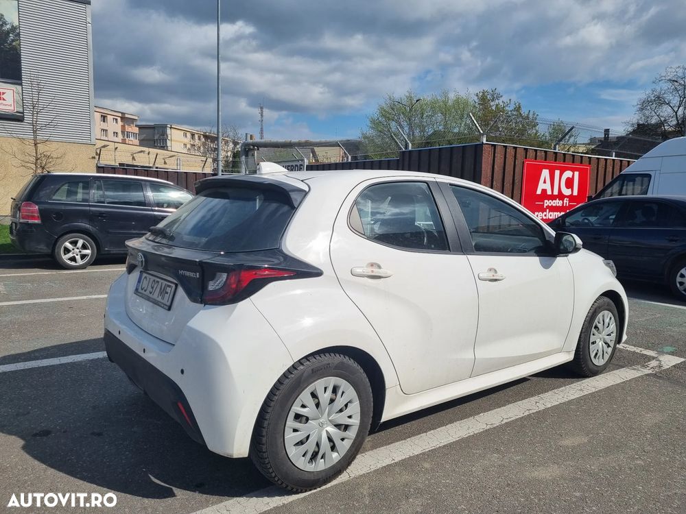 Toyota Yaris - 7