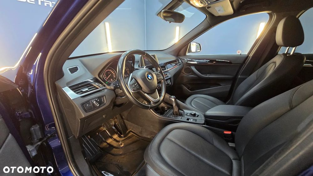 BMW X1 xDrive25i GPF xLine - 22