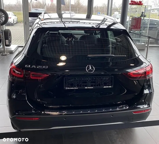 Mercedes-Benz GLA 200 Business Edition - 7
