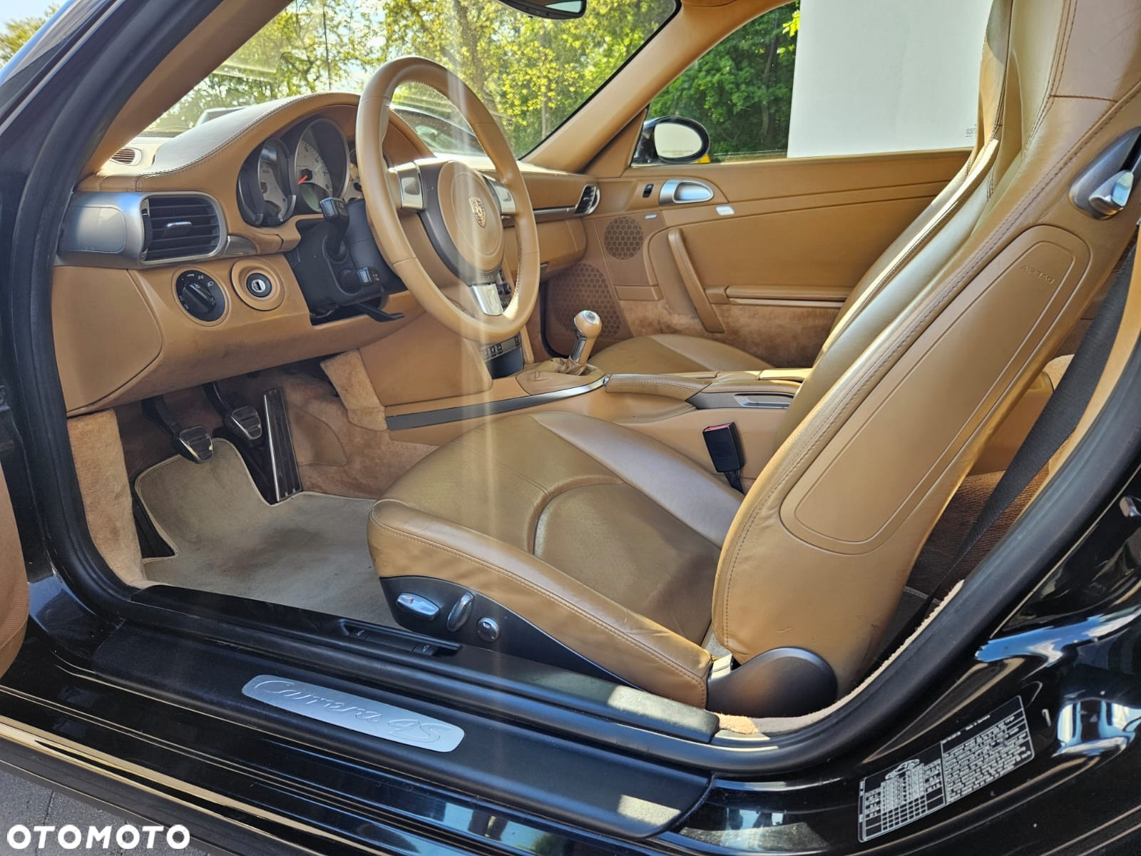 Porsche 911 Carrera 4S - 31