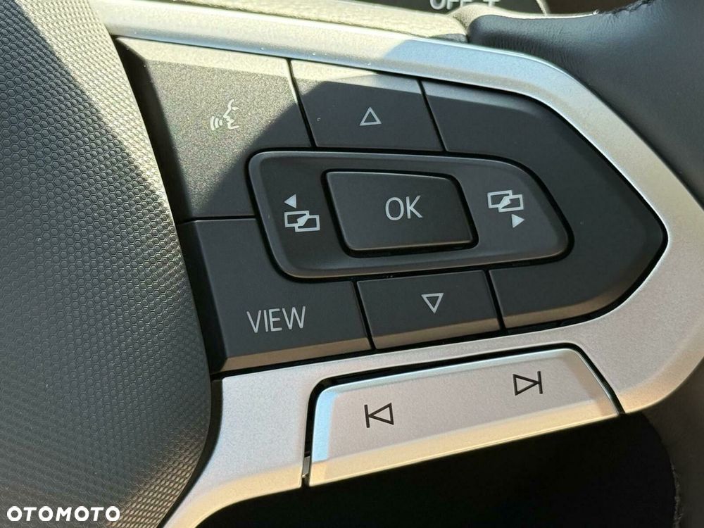 Volkswagen T-Roc 1.5 TSI Life Plus DSG - 27