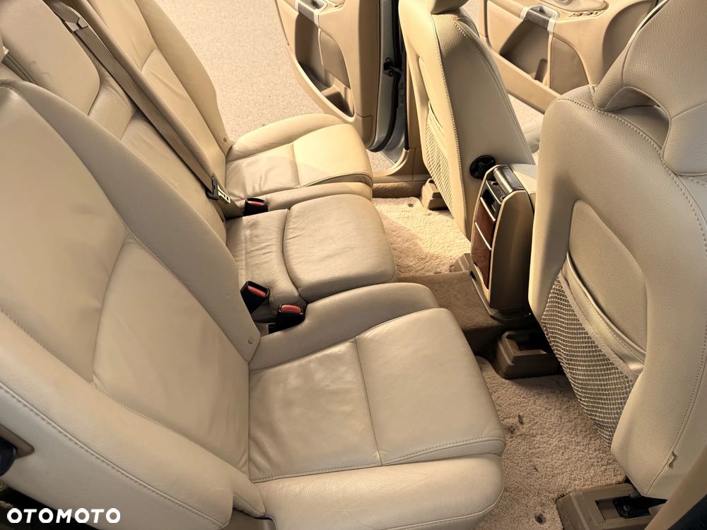 Volvo XC 90 3.2 AWD Executive - 21