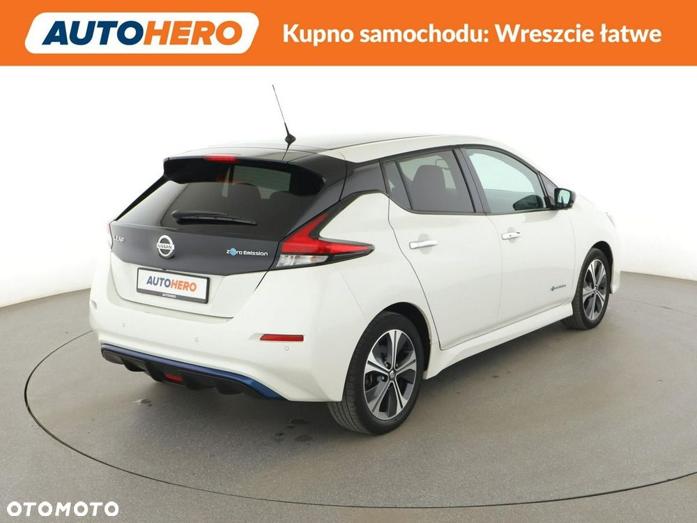 Nissan Leaf - 8