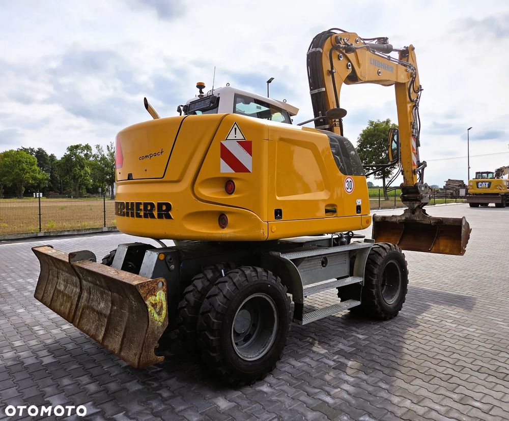 Liebherr A912 Compact / z Niemiec / 3 Łyżki / - 4