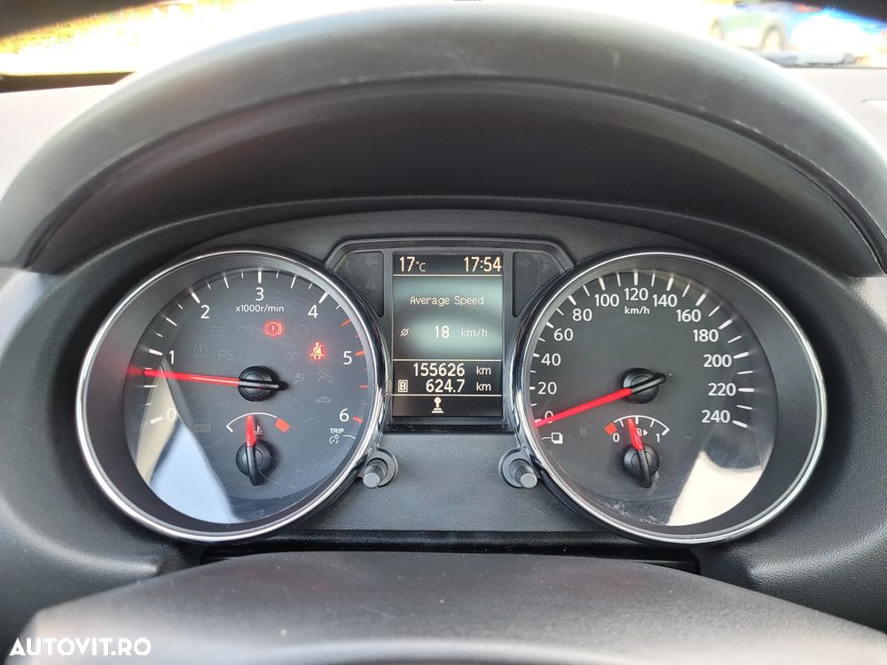 Nissan Qashqai 2.0 DCI 4 x 4 DPF I-Way - 13