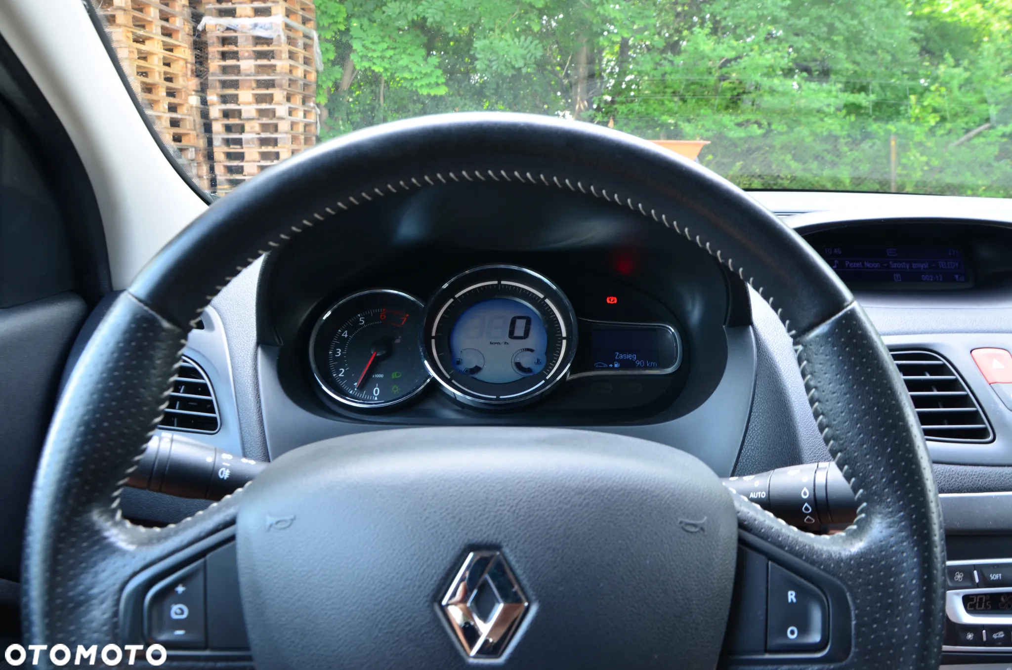 Renault Fluence 1.6 16V Limited - 14
