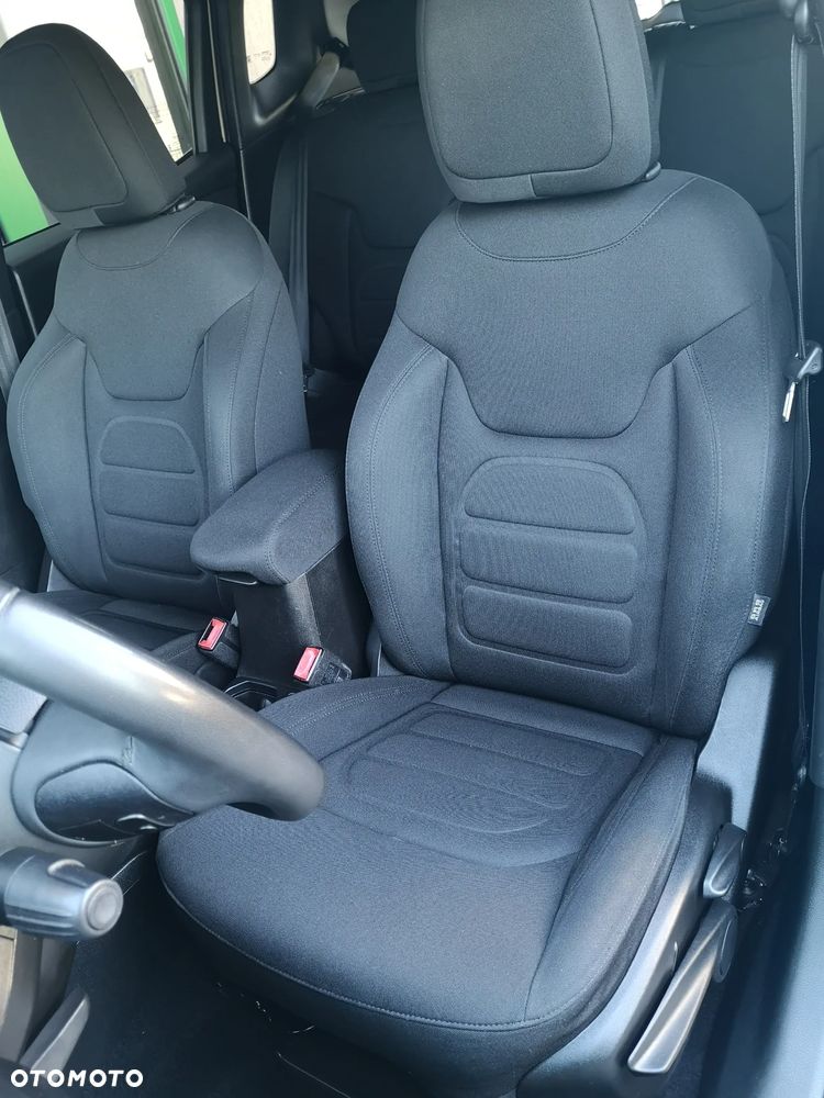 Jeep Renegade 1.3 T-GDI Active Drive Limited - 23