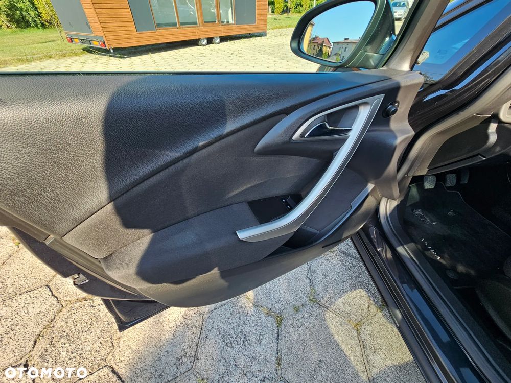 Opel Astra 1.4 Turbo Style - 11