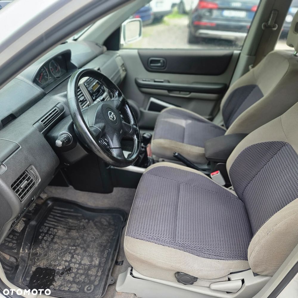 Nissan X-Trail 2.2 dCi Elegance - 15
