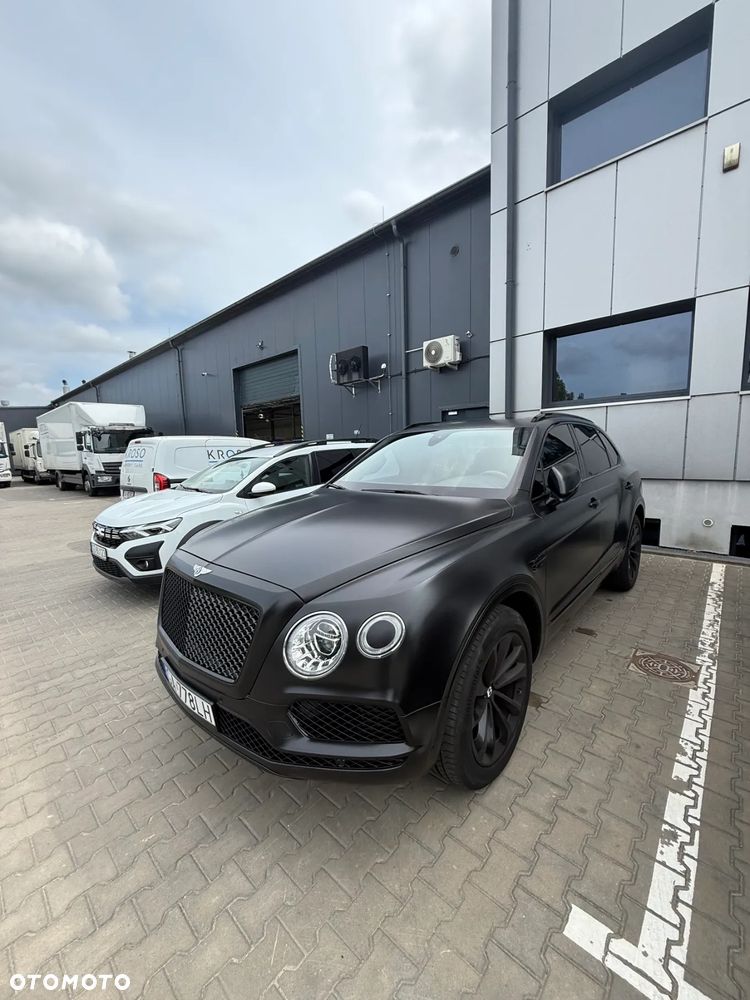 Bentley Bentayga W12 Mulliner - 2