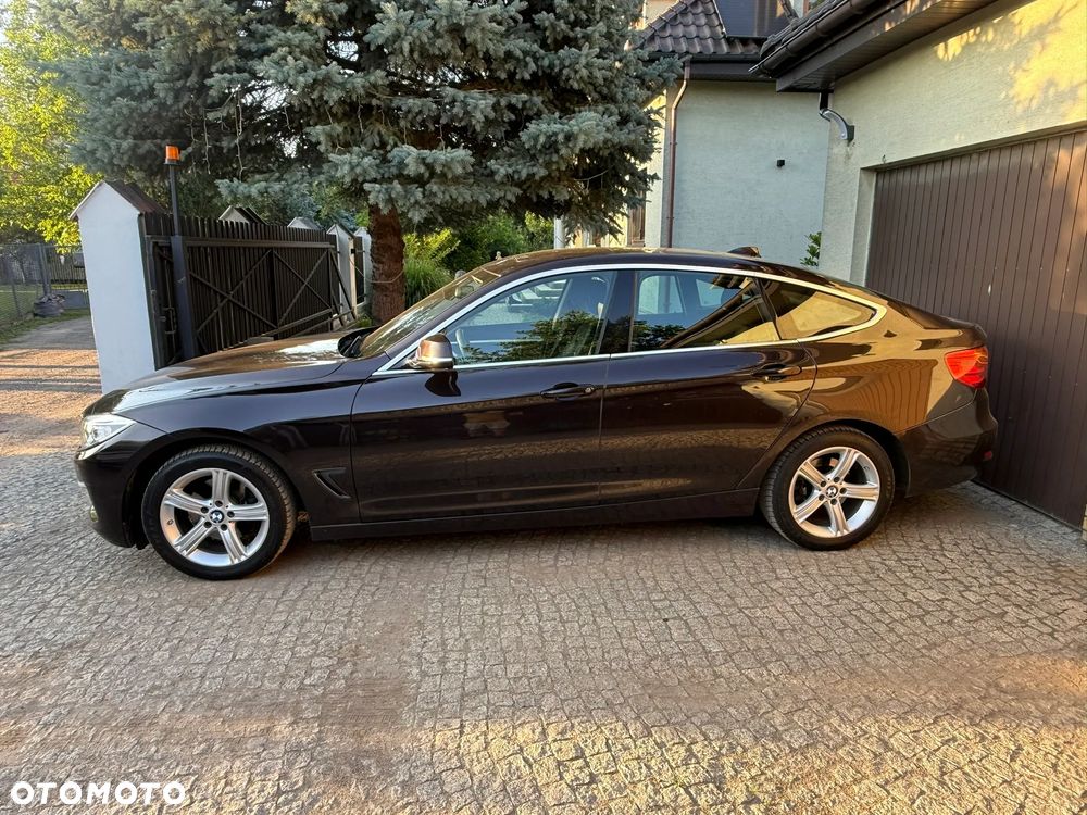 BMW 3GT 320d Luxury Line - 4