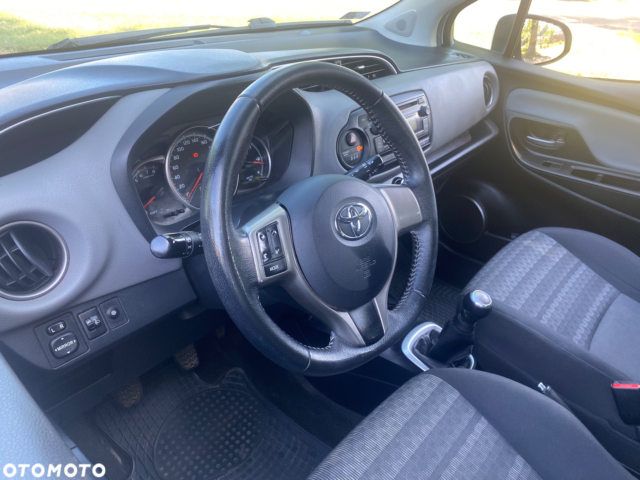 Toyota Yaris 1.0 Active - 14