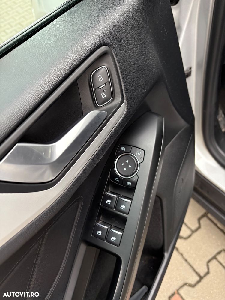 Ford Focus Turnier 1.5 EcoBlue Start-Stopp-System Aut. COOL&CONNECT - 10