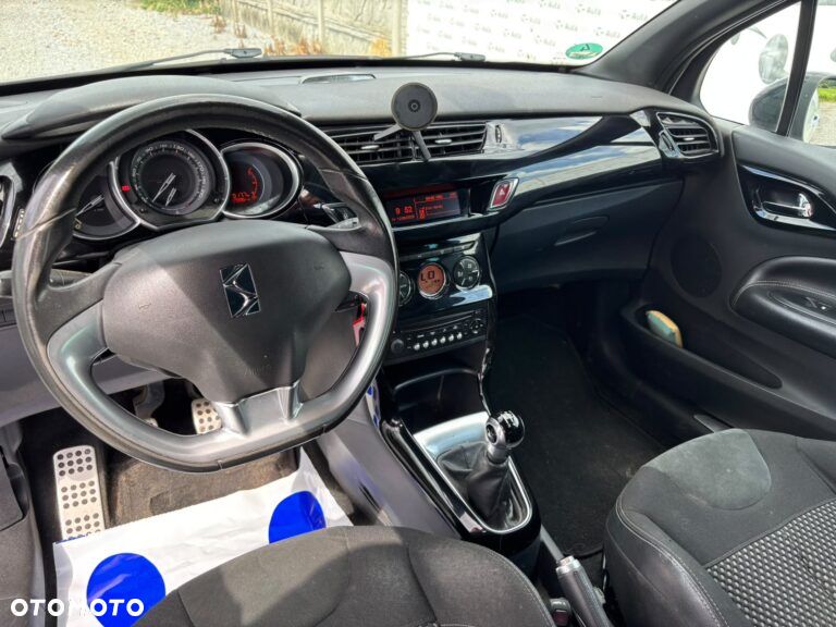 Citroën DS3 VTi 120 SoChic - 8