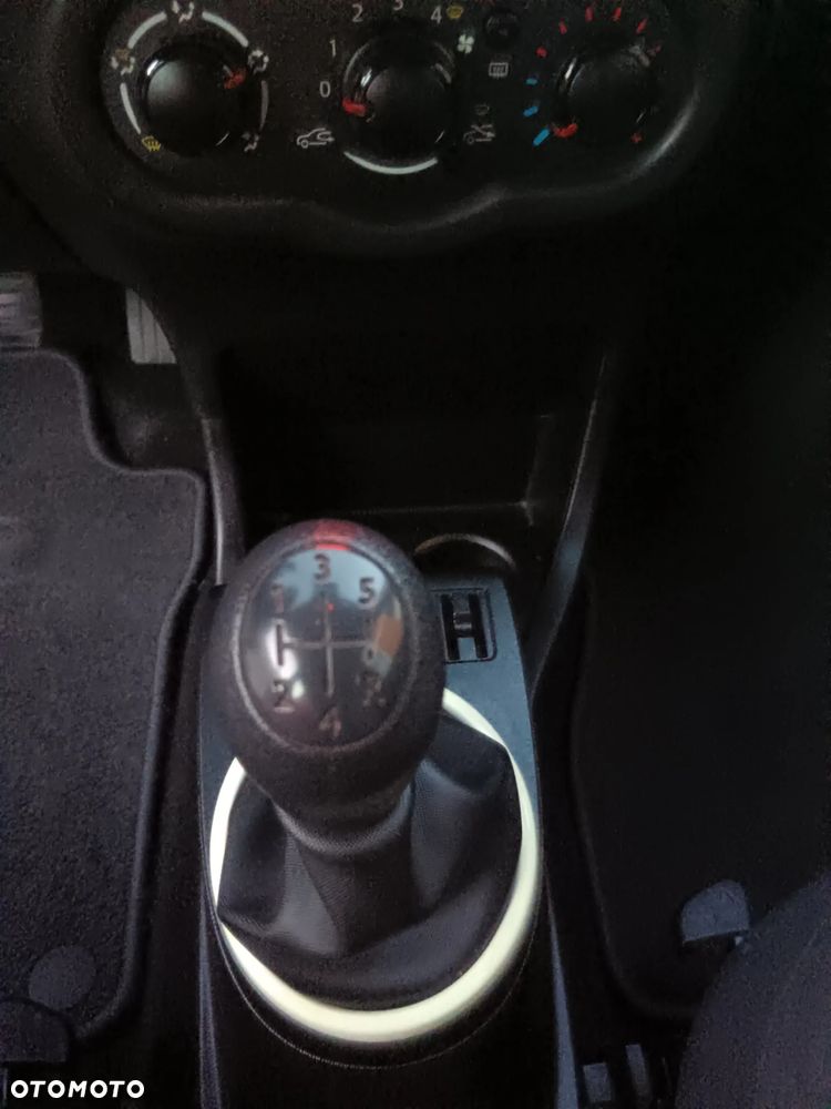 Renault Twingo SCe 70 Start&Stop Liberty - 15