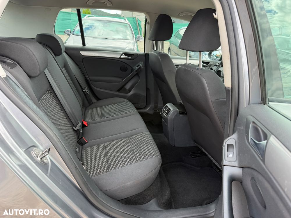 Volkswagen Golf 1.6 Edition - 8