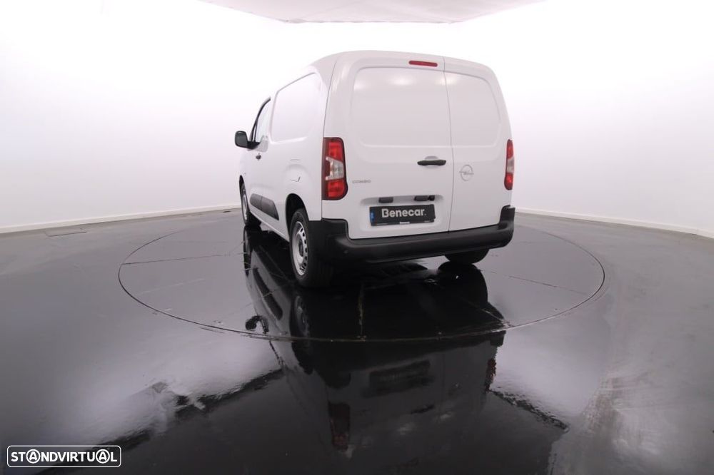 Opel combo Cargo L1H1 E15DT MT6 100cv 3Lug. / Cam. Traseira - 6