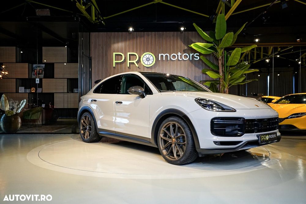 Porsche Cayenne Coupe - 12