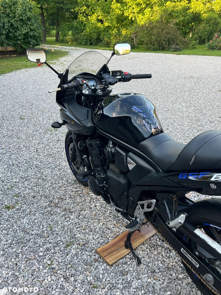 Suzuki Bandit - 8