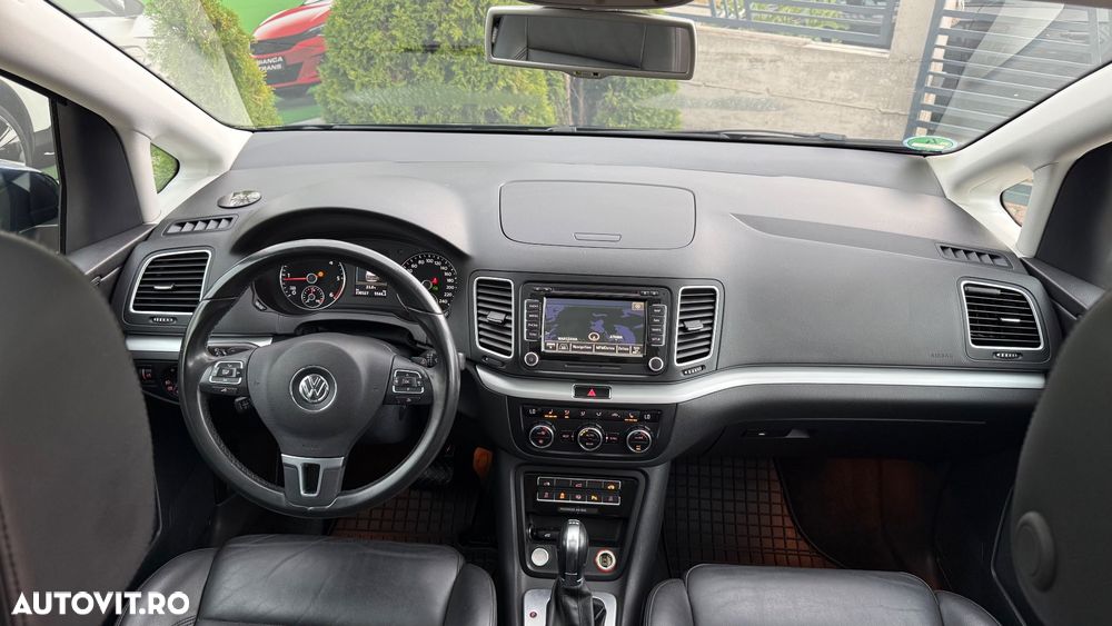 Volkswagen Sharan 2.0 TDI DSG Highline Black Style - 11