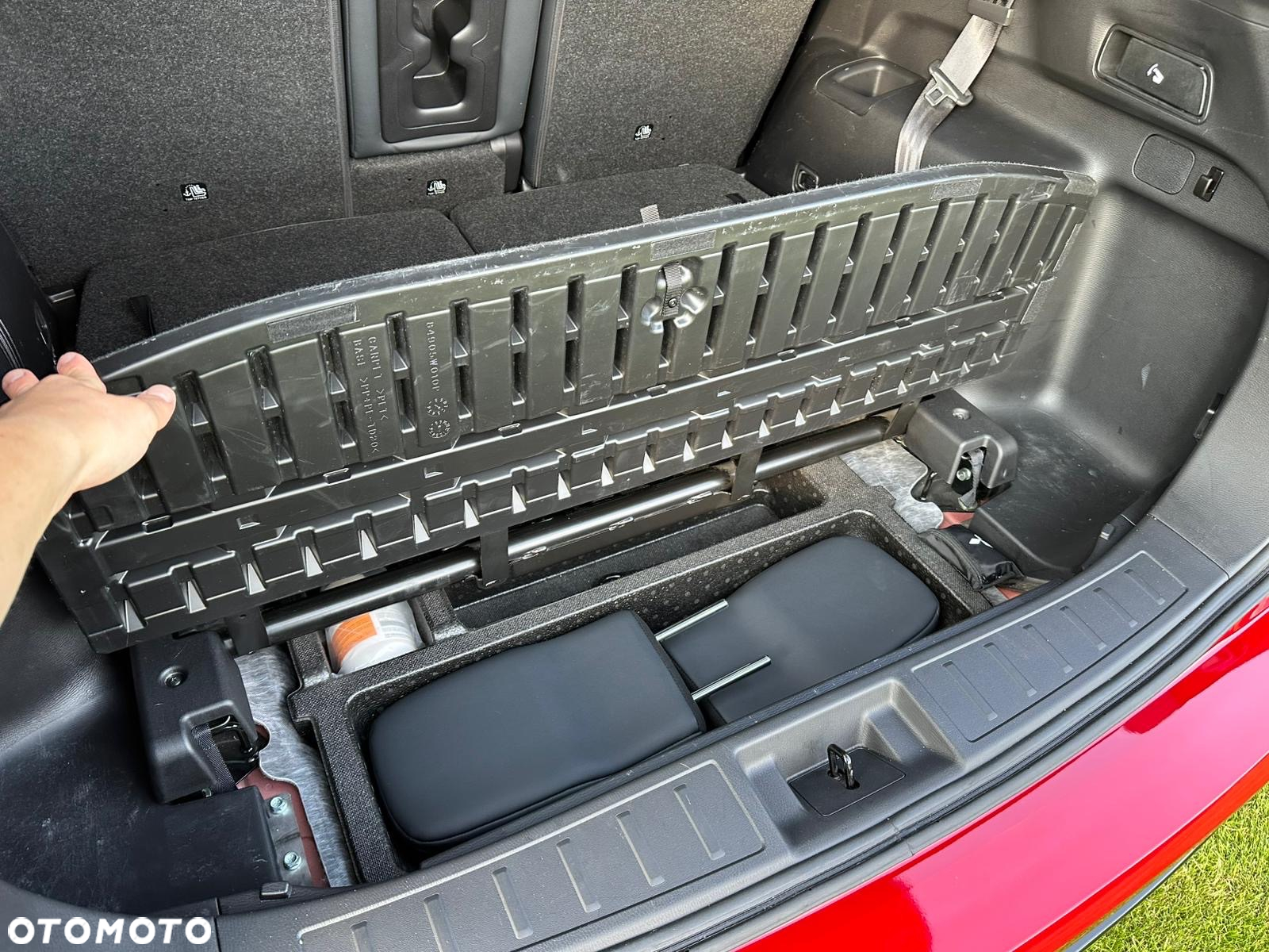 Mitsubishi Outlander - 10
