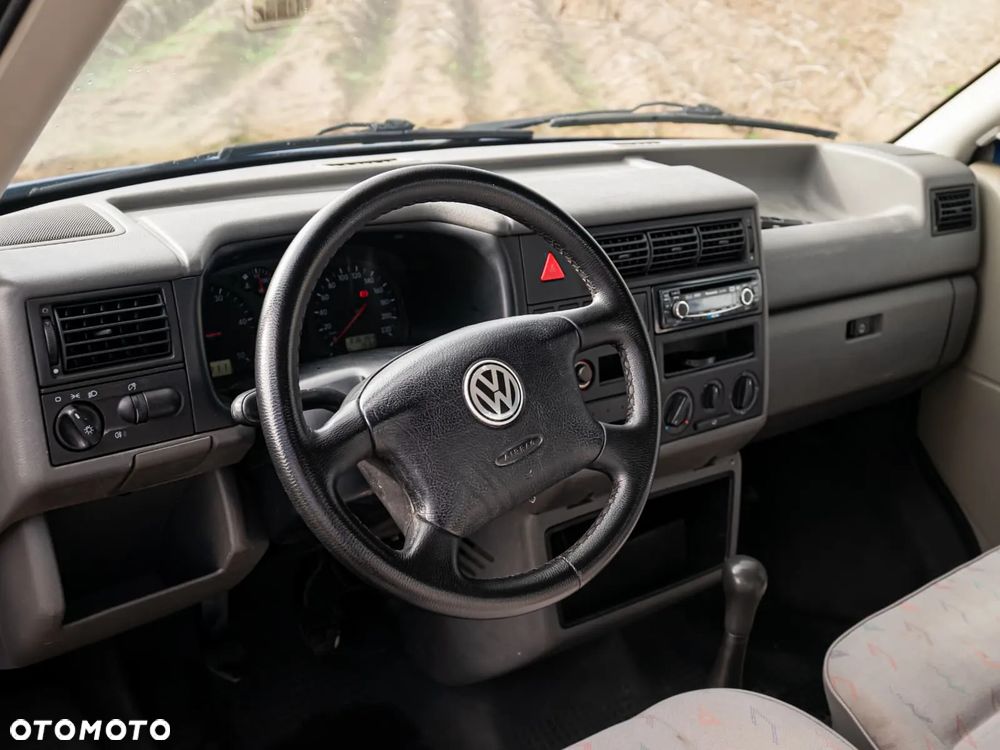 Volkswagen Transporter - 3