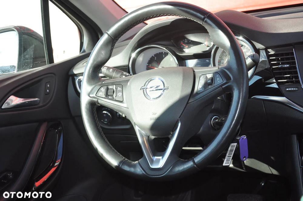 Opel Astra 1.5 D Start/Stop Automatik Design&Tech - 25