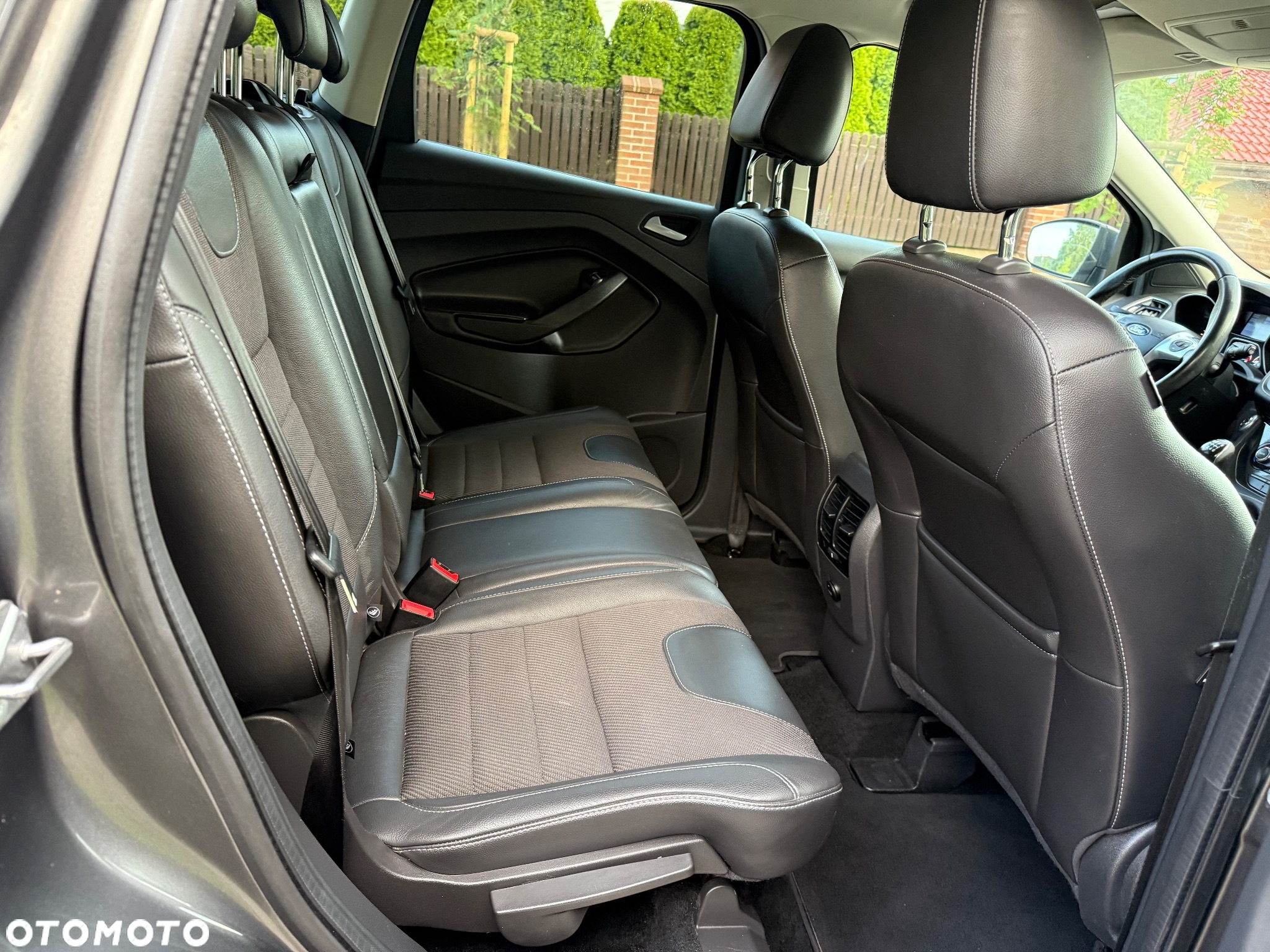Ford Kuga - 18