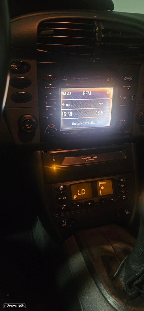 Porsche 911 Série F - 7