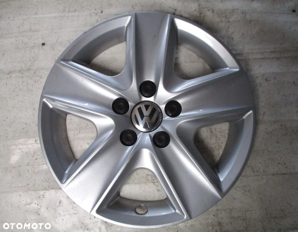 KOŁPAKI STRUKTURALNE 16 VW - 5