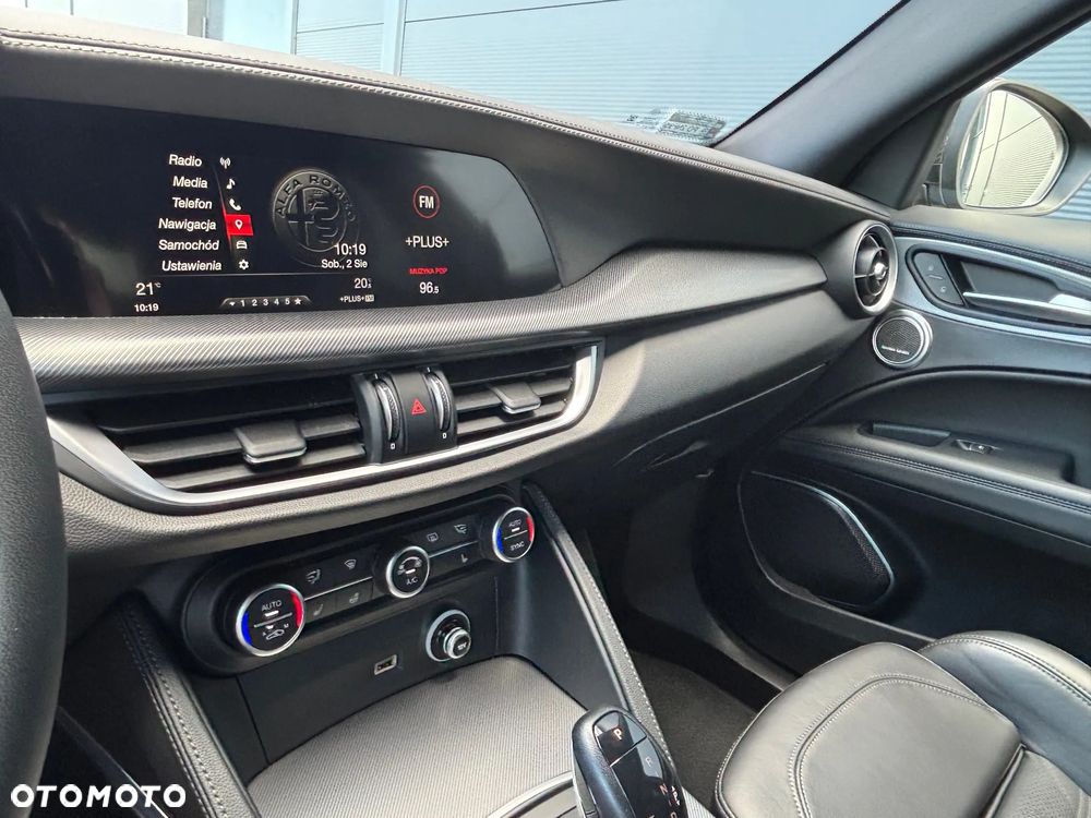 Alfa Romeo Stelvio 2.2 JTDM Executive Q4 - 25